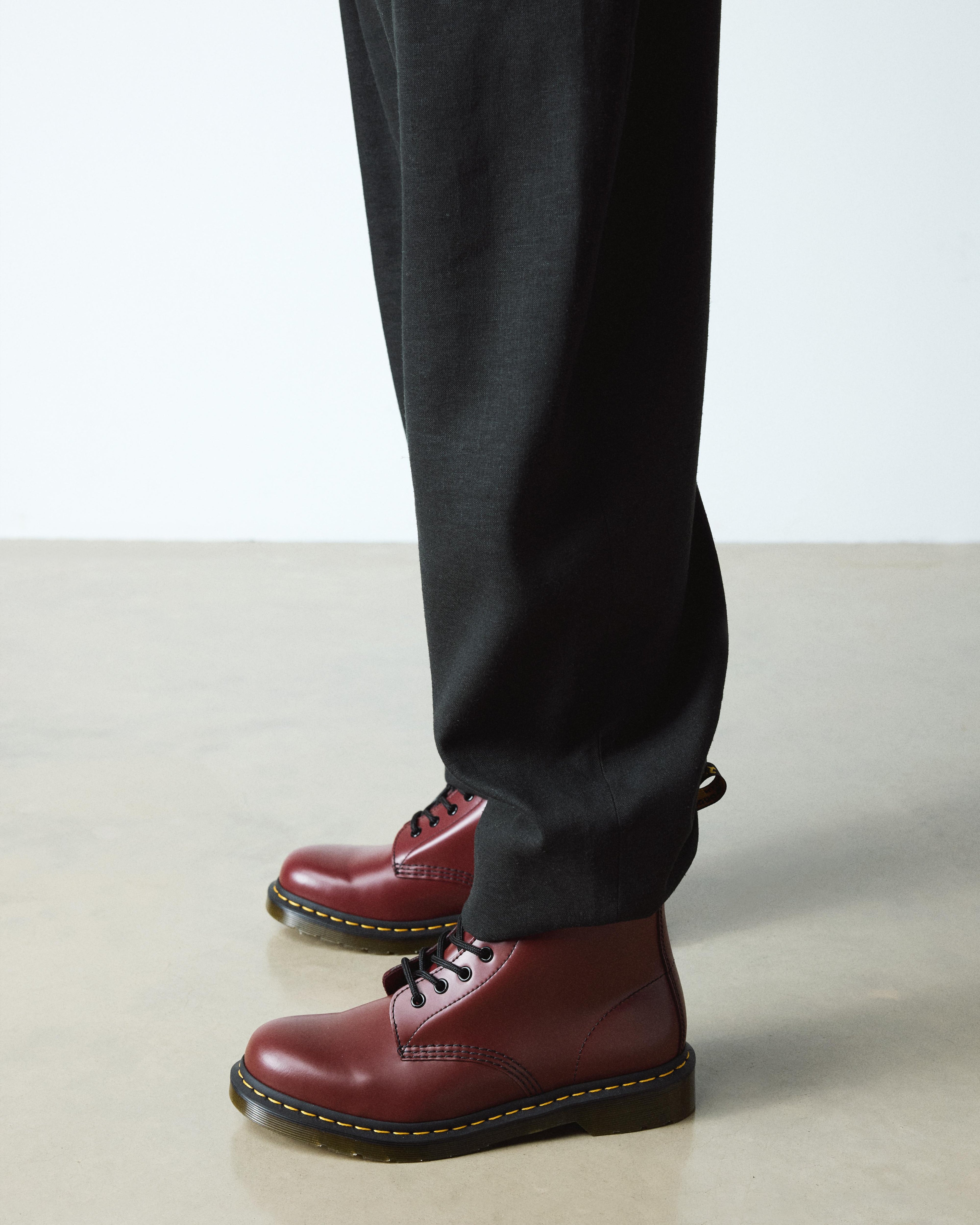 Botas 1460 de piel Smooth Dr. Martens - vista lateral