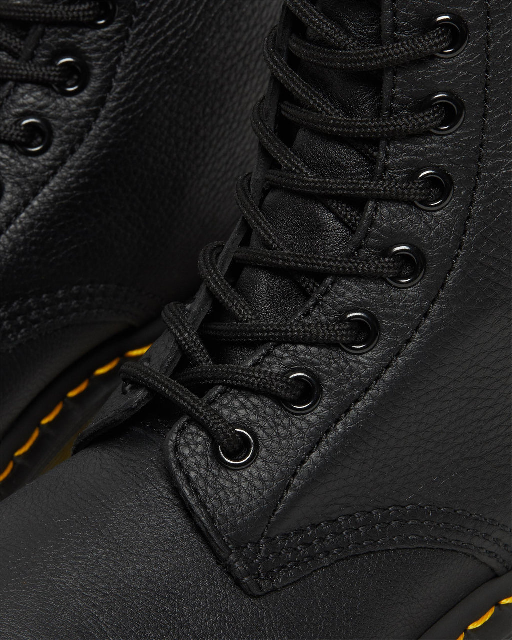 Botas 1460 Pascal de piel Virginia Dr. Martens - vista trasera