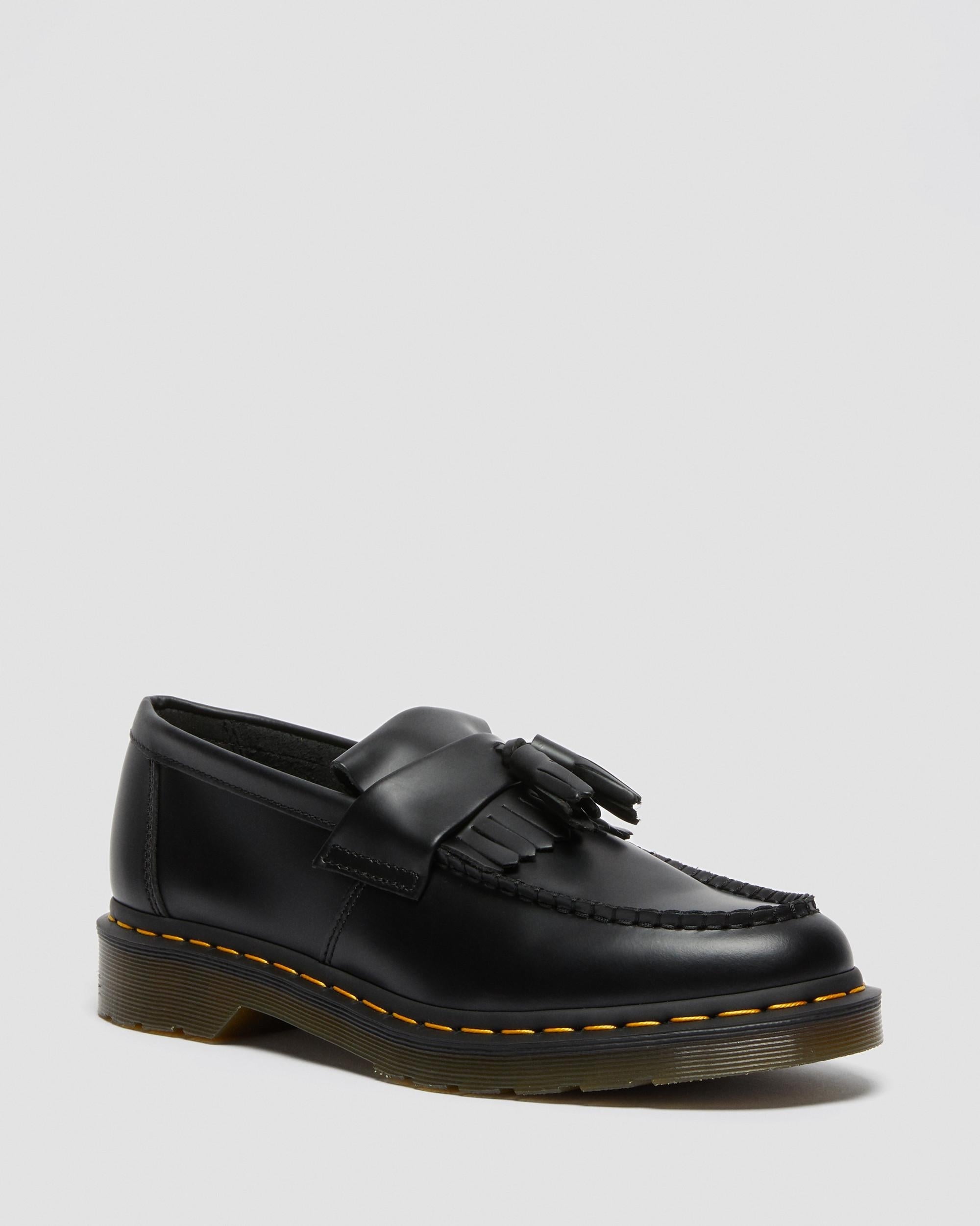 Mocasines Adrian Yellow Stitch de piel Smooth con borla Dr. Martens - vista frontal