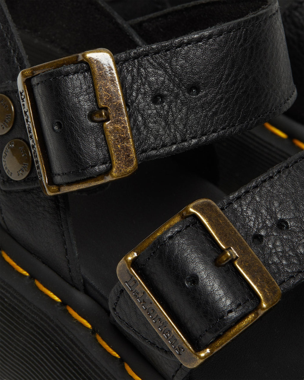 Sandalias con plataforma Gryphon Quad de piel Dr. Martens - vista trasera