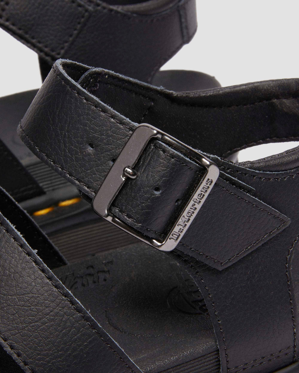 Sandalia Blaire de piel Athena con tiras Dr. Martens - vista trasera