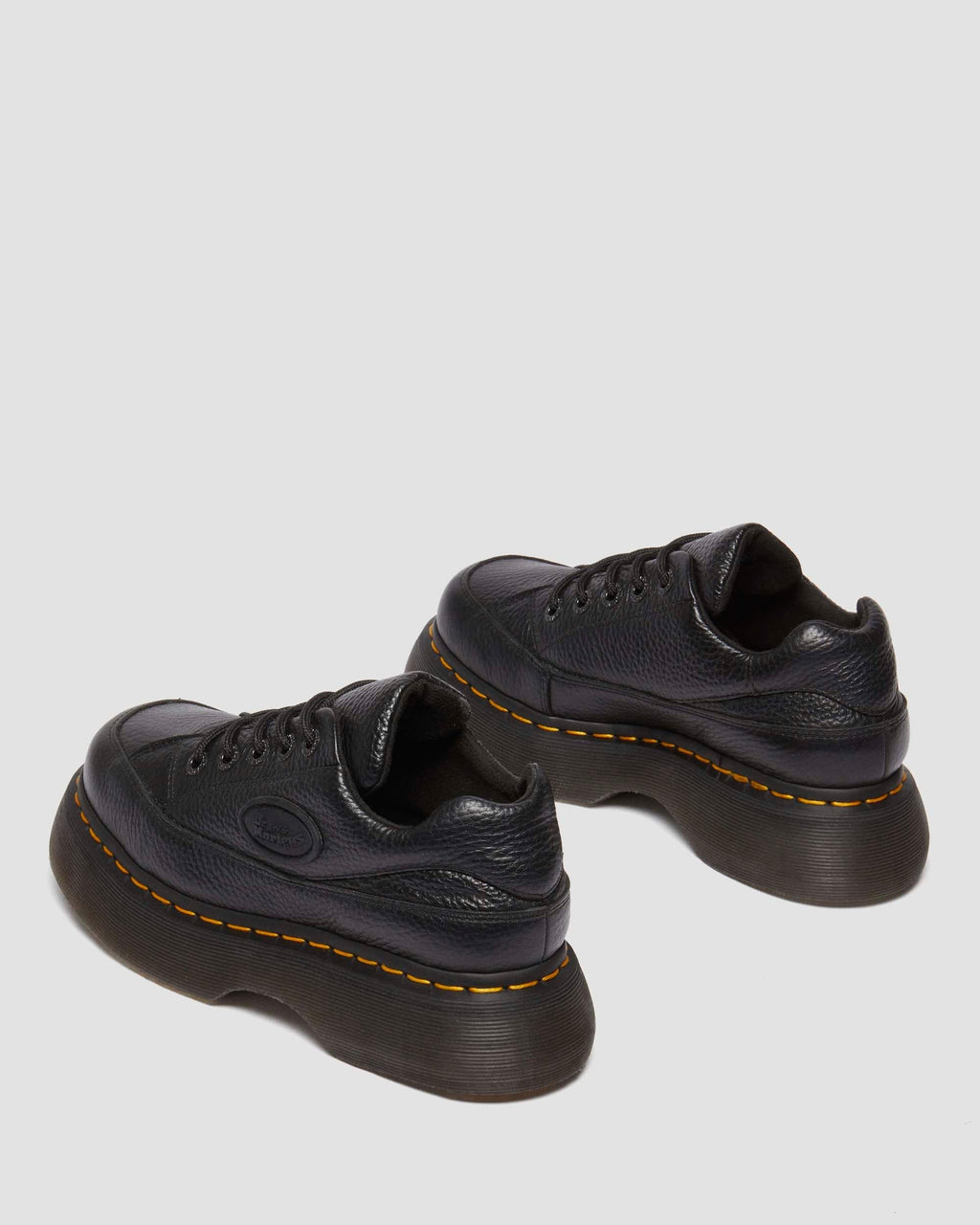 Zapatos Buzz de piel Milled Nappa con 5 ojales Dr. Martens - vista de detalle 3