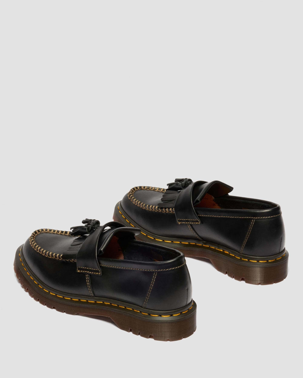Mocasines Adrian de piel Orleans con borlas Dr. Martens - vista de detalle